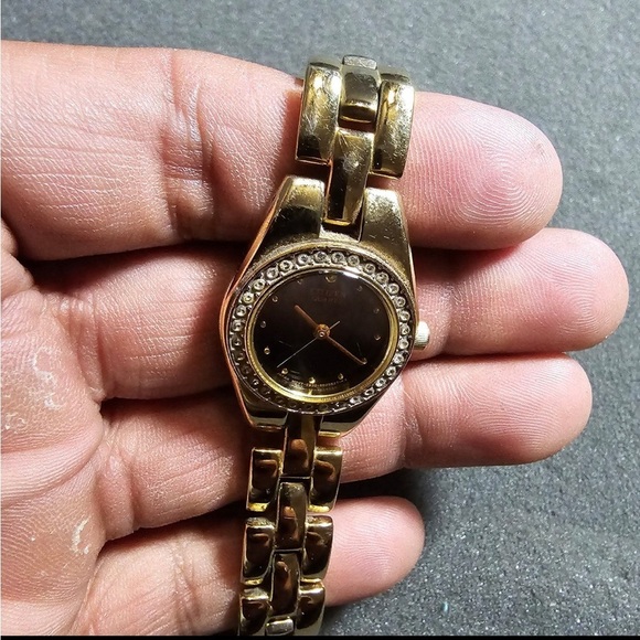 Citizen Ladies Quartz Watch Gold Tone Pave Bezel Black Dial Working 5930-S98993 - Picture 1 of 10